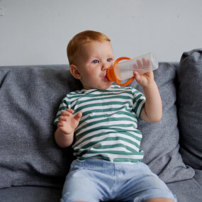 baby-store-product-img-5.jpg Frosted White Plastic Bottle 400ml